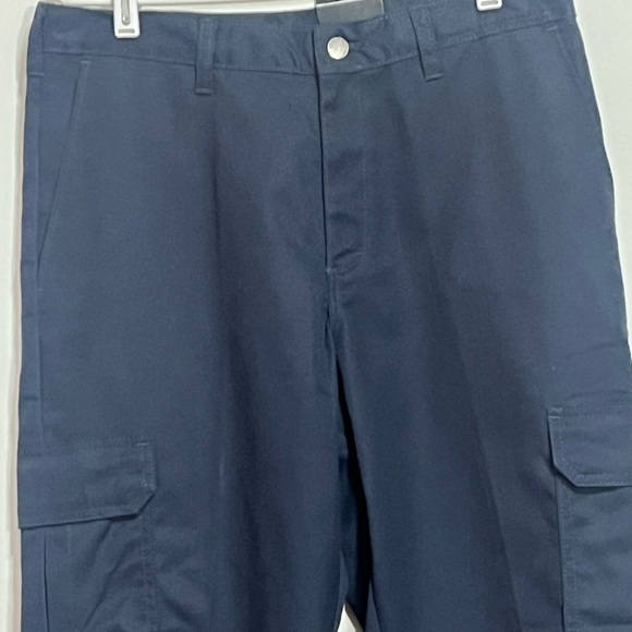 NWT Dickies Industrial Blue Cargo Pants Sz 32/34 - Picture 2 of 8